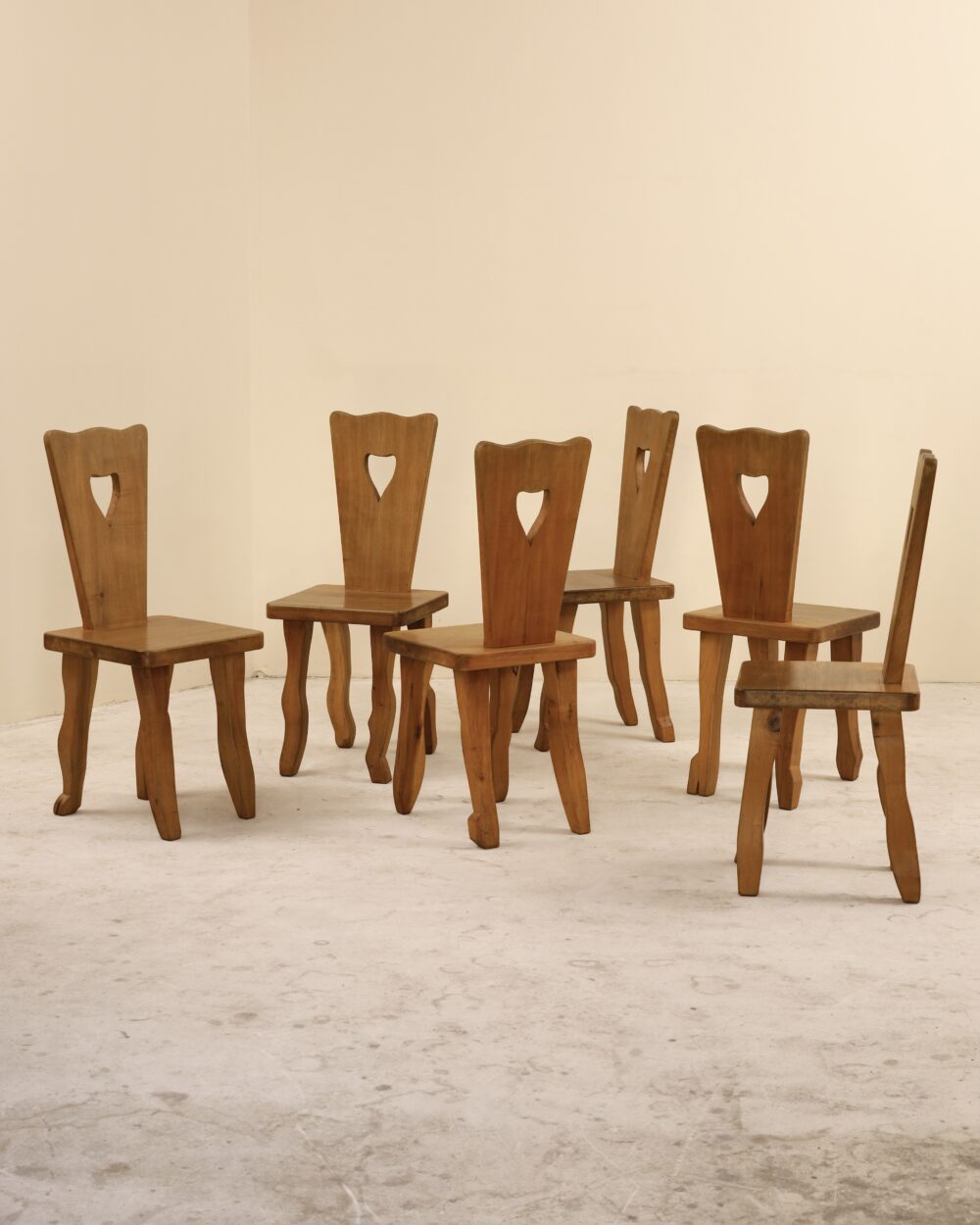 Chaises en noyer massif, France, 1980&rsquo;s